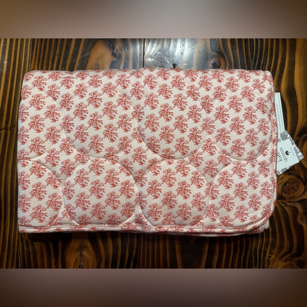 NWT Kate Quinn Quilt